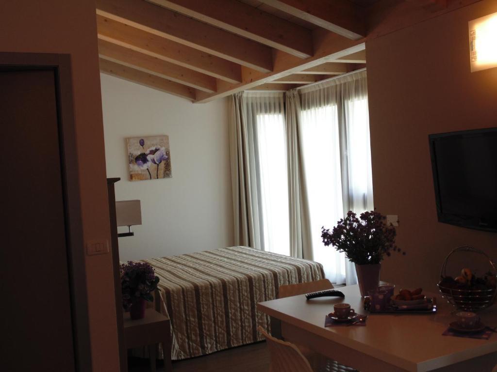 Ca Dell'Orto Rooms & Apartments Верона Екстериор снимка